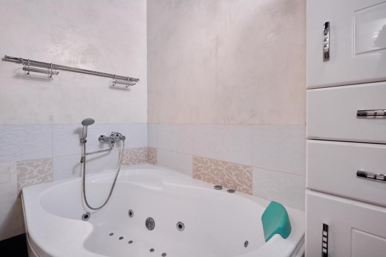 חארקיב Special Flat With Great Central Location מראה חיצוני תמונה